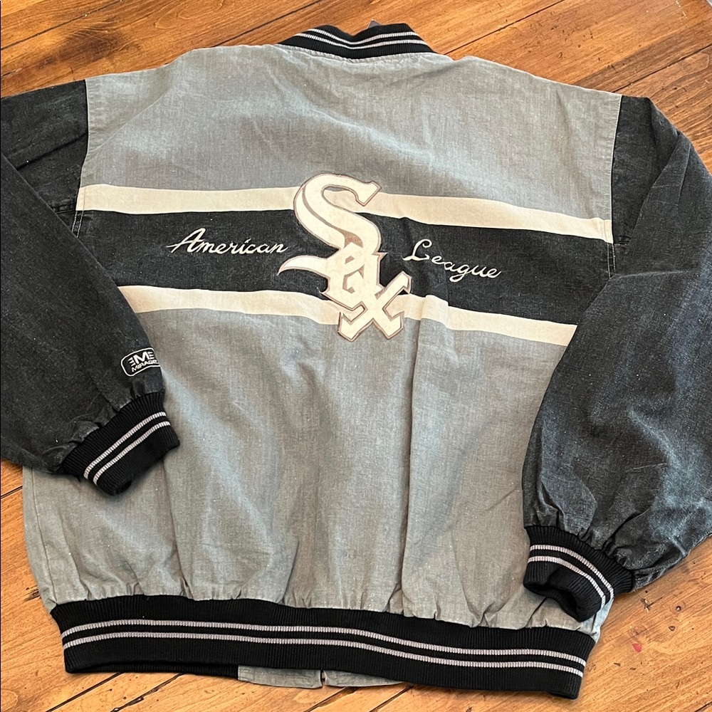 Vintage Chicago Bomber Jacket - Picture 7 of 8
